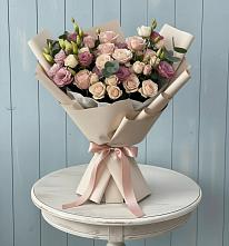 Букет бодрость в Минусинске Букет цветов из:  Розы и Лизиантусы в Минусинске