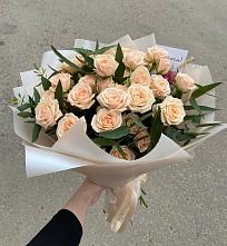 Букет Кремовые розы Латте в Минусинске