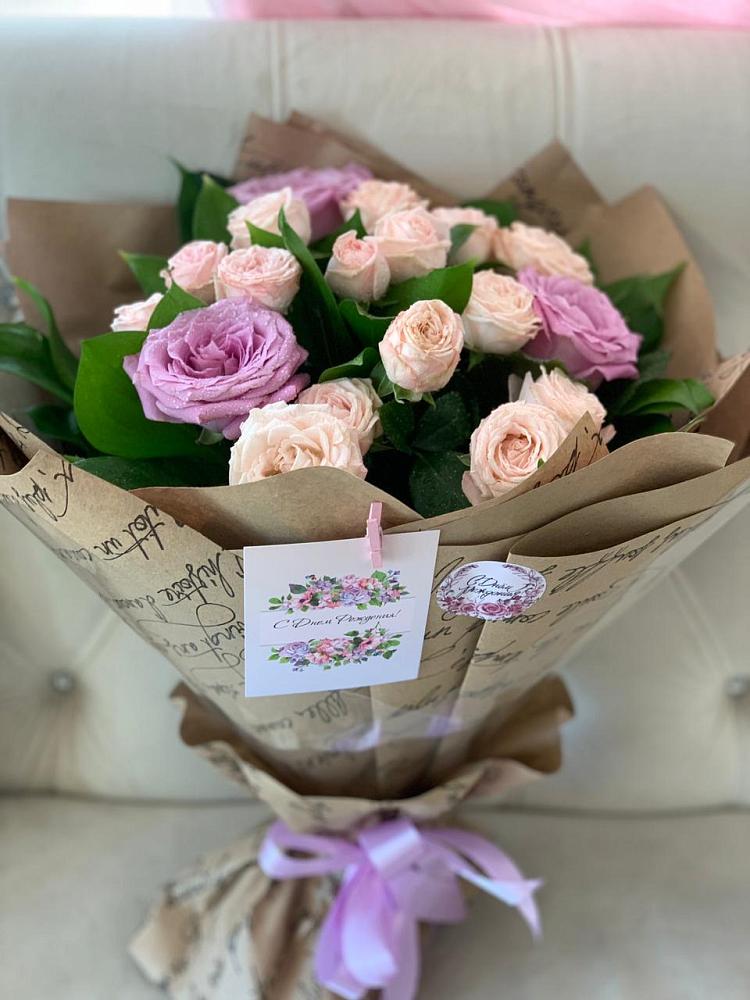 Букет розовая сирень в Минусинске Букет цветов из: Розы в Минусинске