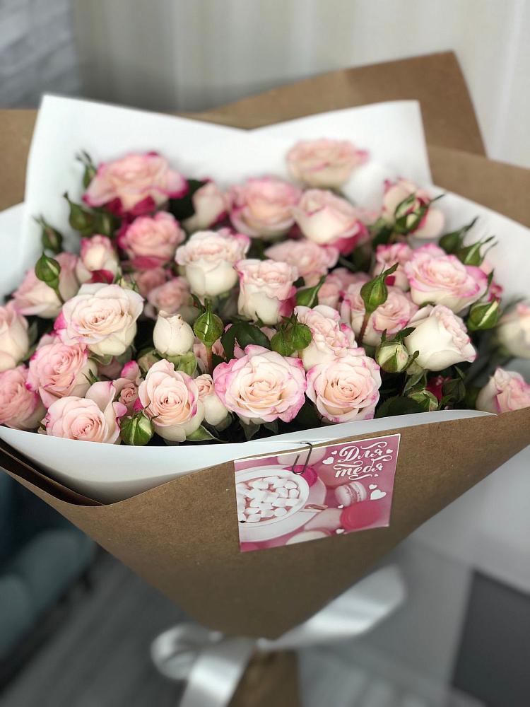 Букет теплый ветер в Минусинске Букет цветов из: Розы в Минусинске