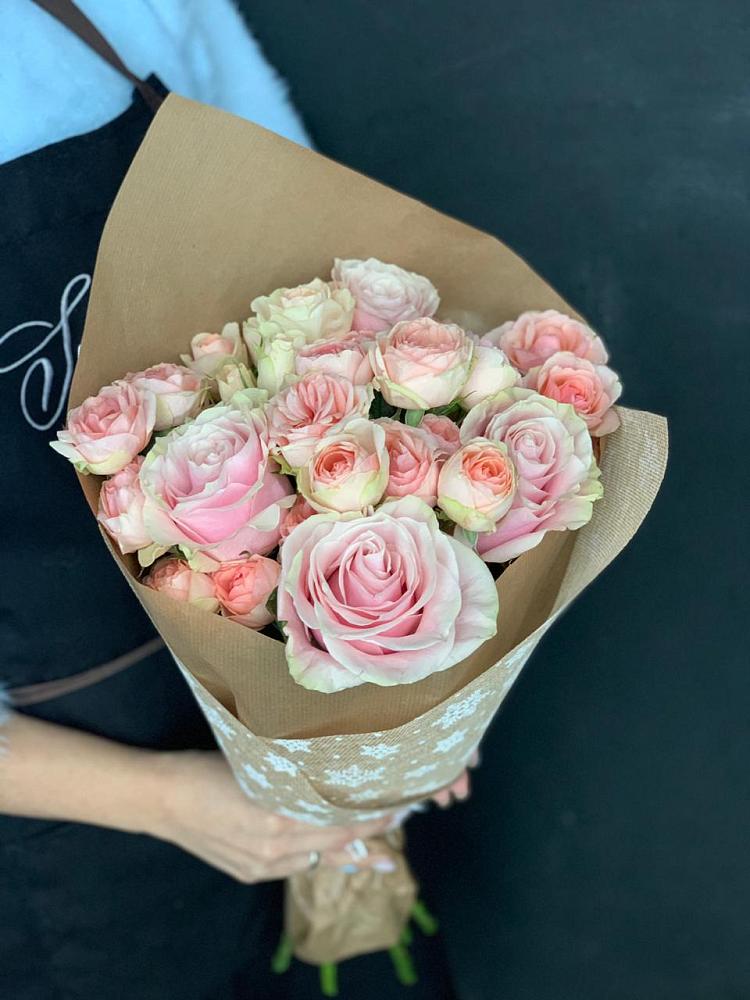 Букет цветов из: Хризантемы и Розы в Минусинске