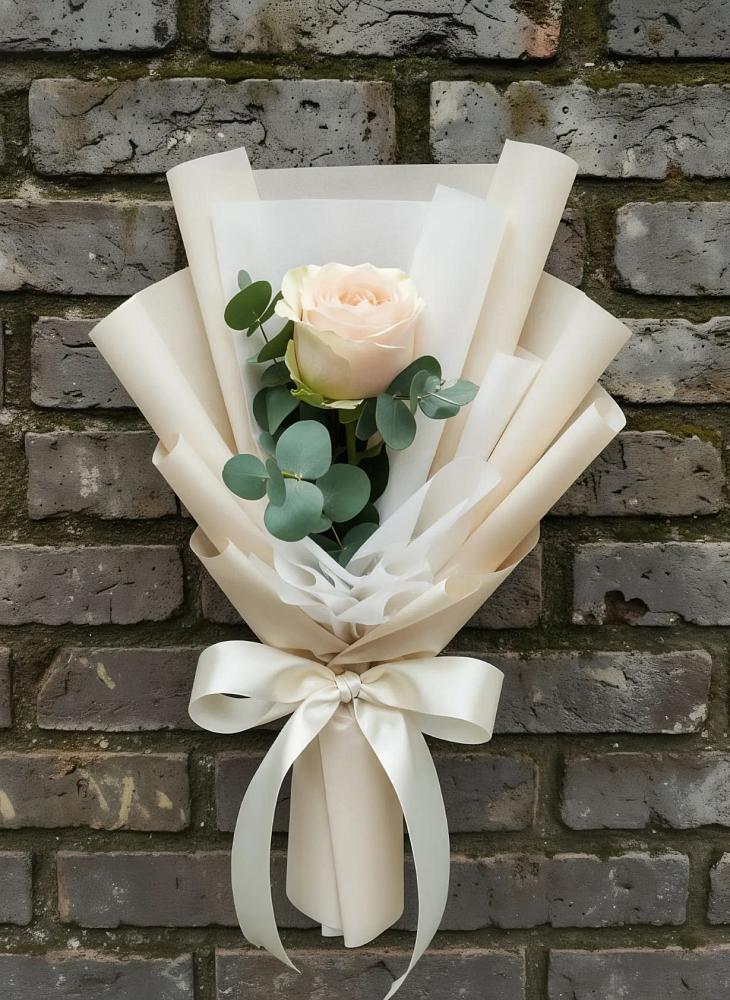 Букет Королевская звезда в Минусинске Букет цветов из: Розы в Минусинске