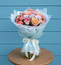 Букет Счастливые мгновение в Минусинске Букет цветов из:  Хризантемы и Розы в Минусинске