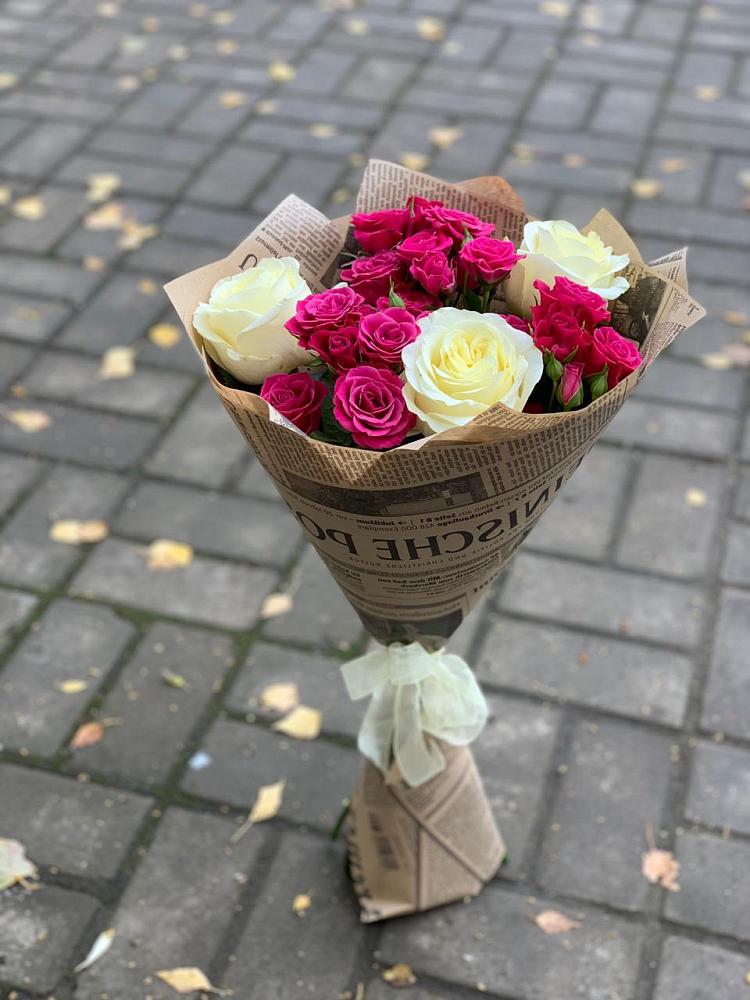 Букет Удивительный из роз в Минусинске Букет цветов из: Розы в Минусинске