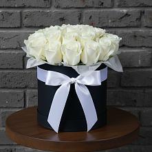 Композиция воздушная нежность в Минусинске Цветочная композиция из Розы в шляпной коробке в Минусинске