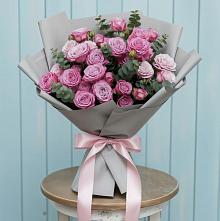 Композиция Яркий комплимент в Минусинске Букет цветов из:  Розы в Минусинске